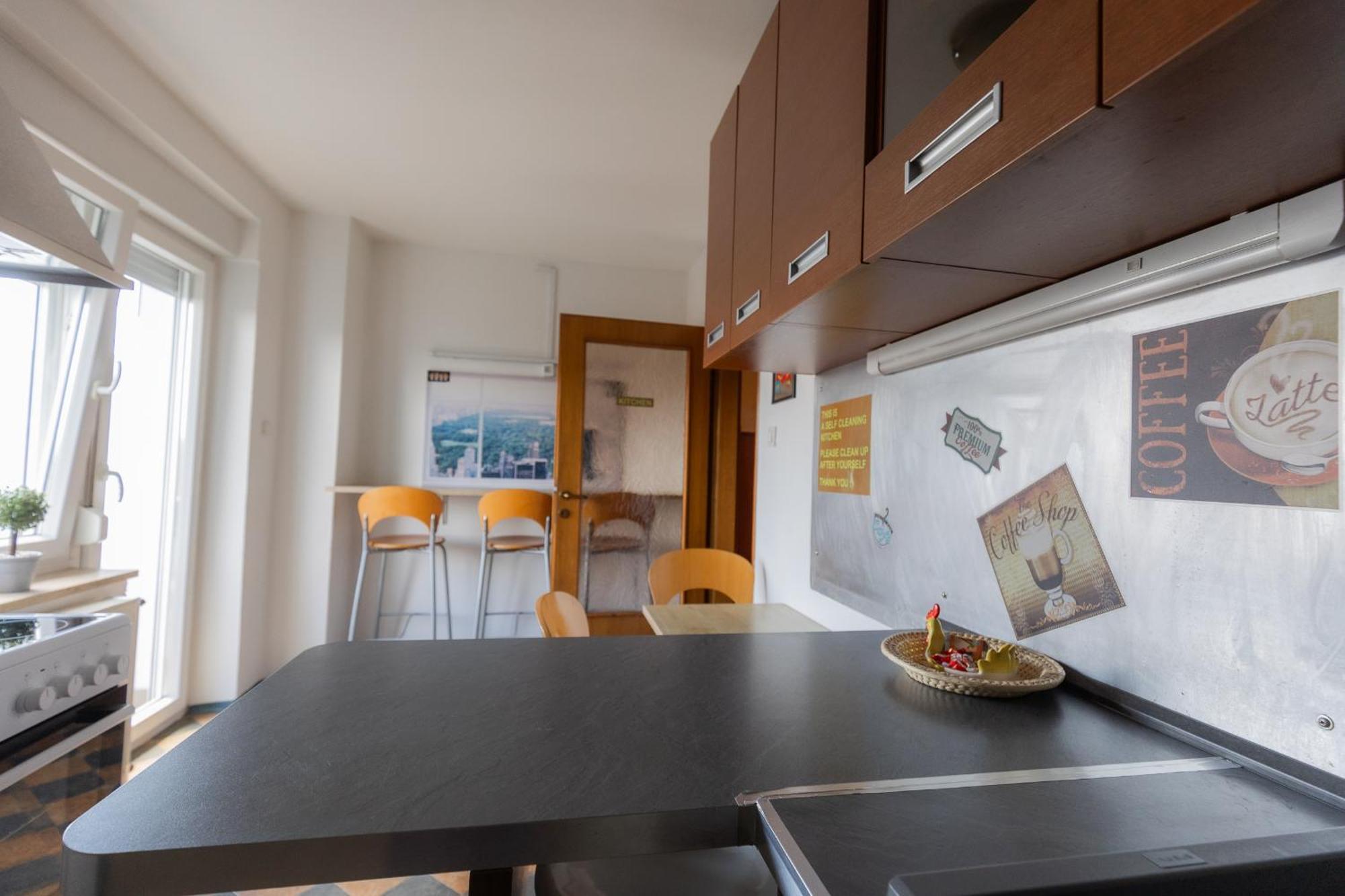 Rooms Kozarje Ljubljana Bagian luar foto