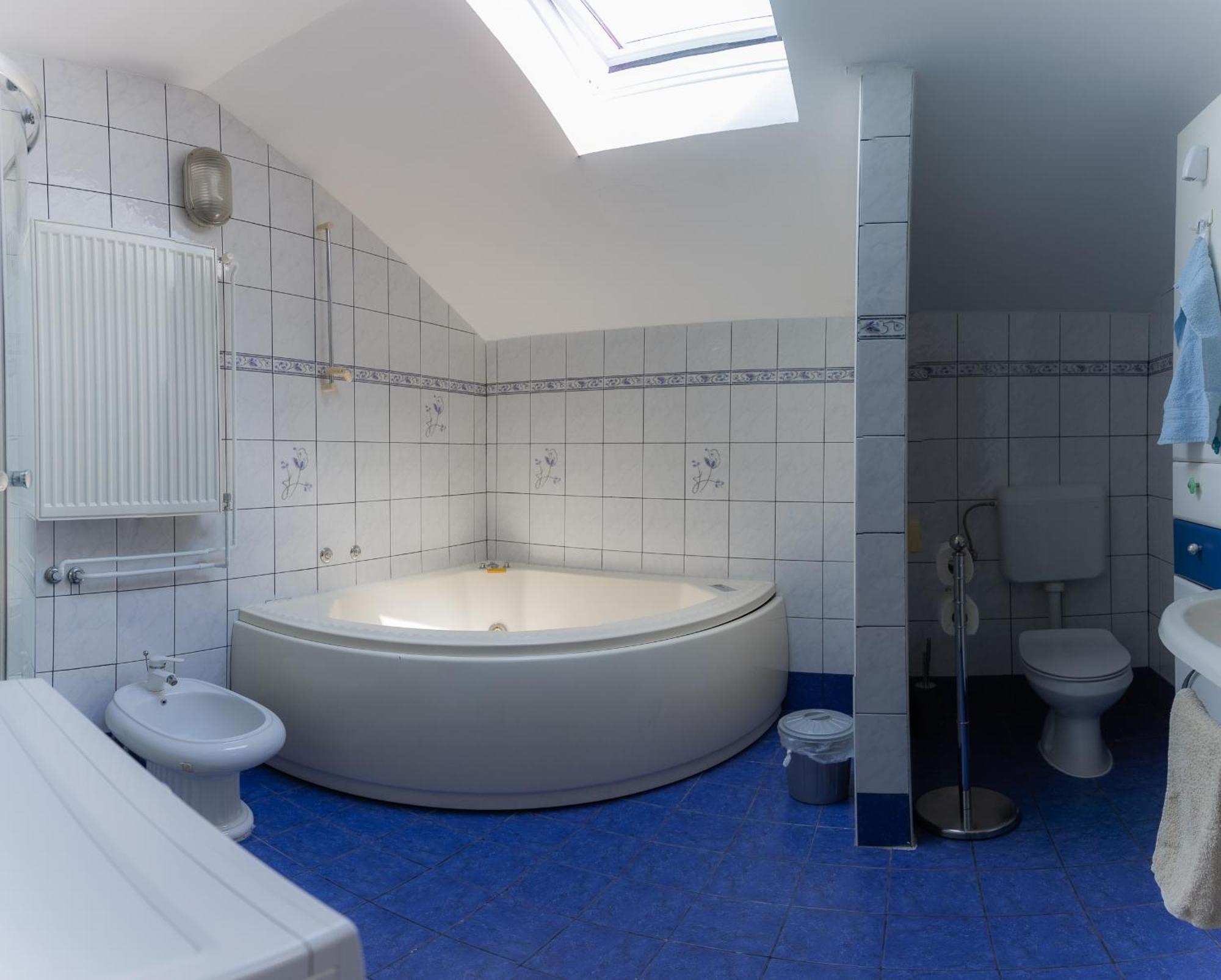 Rooms Kozarje Ljubljana Bagian luar foto